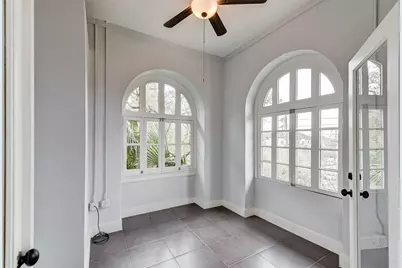 2700 Albany Street #3B, Houston, TX 77006 - Photo 20