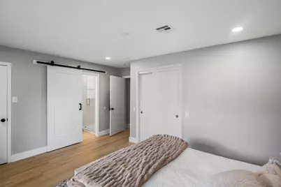 2019 Spillers Lane, Houston, TX 77043 - Photo 12
