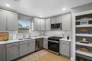 2019 Spillers Ln, Houston, TX 77043 - Photo 26