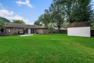 2019 Spillers Ln, Houston, TX 77043 - Photo 22