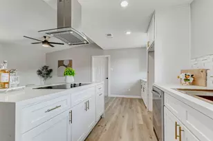 5634 Cerritos Dr, Houston, TX 77035 - Photo 10