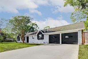 5634 Cerritos Dr, Houston, TX 77035 - Photo 2