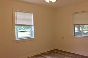 406 N Broadway St, Caldwell, TX 77836 - Photo 6