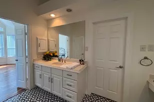 402 Bay Bridge Dr, Sugar Land, TX 77478 - Photo 34