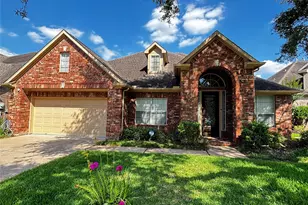 402 Bay Bridge Dr, Sugar Land, TX 77478 - Photo 6