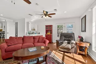 3213 Kleinmann Ave, Galveston, TX 77551 - Photo 14