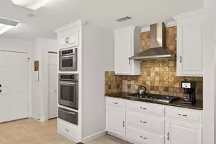 3213 Kleinmann Ave, Galveston, TX 77551 - Photo 38