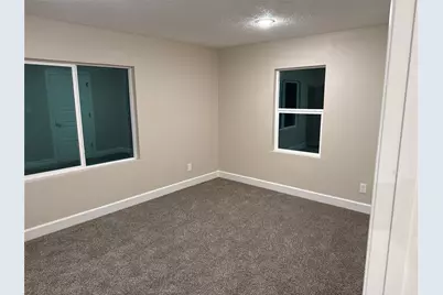211 S Cleveland Avenue, Cleveland, TX 77327 - Photo 10