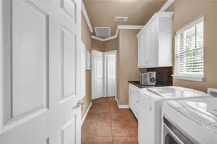208 River Oaks Dr, Lake Jackson, TX 77566 - Photo 22