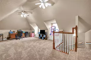 208 River Oaks Dr, Lake Jackson, TX 77566 - Photo 12