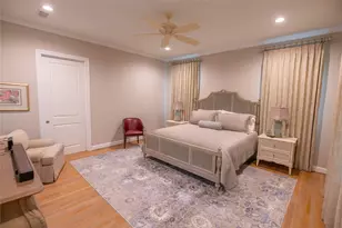 10614 Moonlight Dr, Houston, TX 77096 - Photo 16