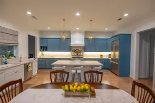 10614 Moonlight Dr, Houston, TX 77096 - Photo 10