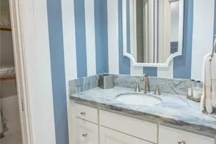 10614 Moonlight Dr, Houston, TX 77096 - Photo 22