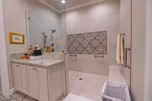 10614 Moonlight Dr, Houston, TX 77096 - Photo 18