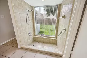 8018 Cobblefield Ln, Houston, TX 77071 - Photo 22