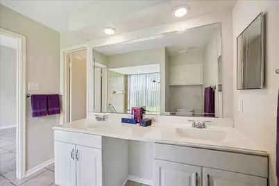8018 Cobblefield Lane, Houston, TX 77071 - Photo 18