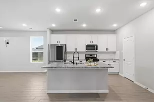 8303 Divot Trce, Fulshear, TX 77441 - Photo 4