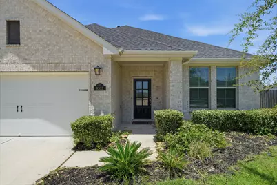 8303 Divot Trace, Fulshear, TX 77441 - Photo 2