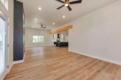 153 Bending Oaks Lane, Livingston, TX 77351 - Photo 10