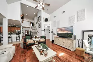 13827 Pepperstone Ln, Houston, TX 77044 - Photo 2