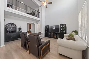 9725 Guadalupe St, Conroe, TX 77303 - Photo 6