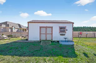 9725 Guadalupe St, Conroe, TX 77303 - Photo 38