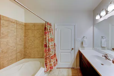 9707 Vanessa Glen Court, Houston, TX 77044 - Photo 16