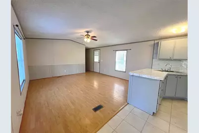 108 Hunters Gln, Livingston, TX 77351 - Photo 8