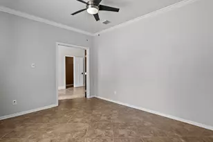 201 Lago Vista St, Kemah, TX 77565 - Photo 10