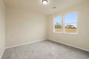 4947 Leamathew St, Houston, TX 77045 - Photo 12