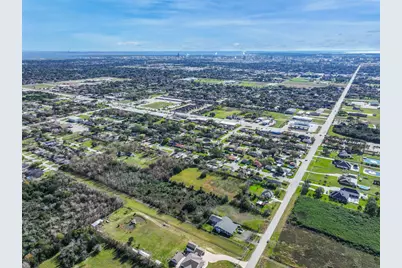 00 29th St, Texas City, TX 77590 - Photo 10