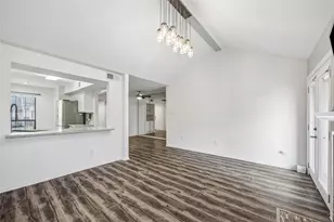 763 Bering Dr, Houston, TX 77057 - Photo 2