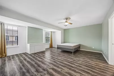 763 Bering Drive #B, Houston, TX 77057 - Photo 8