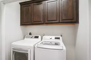 5947 Turtle Beach Ln, Houston, TX 77036 - Photo 8