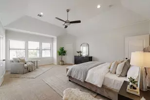 5947 Turtle Beach Ln, Houston, TX 77036 - Photo 2