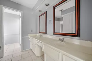 12806 Highland Hills Dr, Cypress, TX 77429 - Photo 18