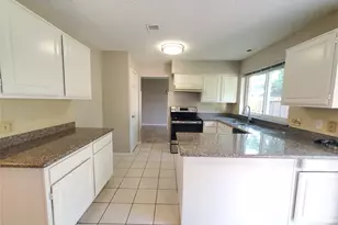 3323 Green Fields Dr, Sugar Land, TX 77479 - Photo 2