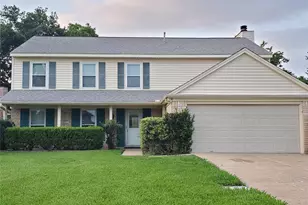 3323 Green Fields Dr, Sugar Land, TX 77479 - Photo 2