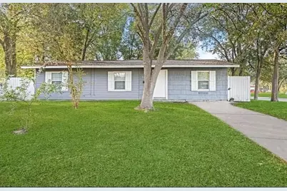 5702 Westover Street, Houston, TX 77033 - Photo 1