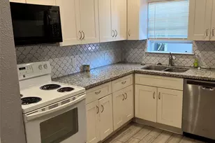 5702 Westover St, Houston, TX 77033 - Photo 6