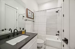 1311 Laird St, Houston, TX 77008 - Photo 20