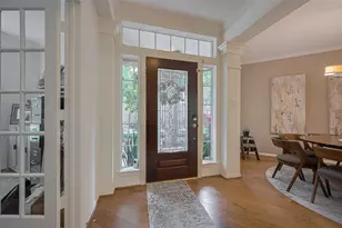 7 Peaceful Canyon Ct, The Woodlands, TX 77381 - Photo 4