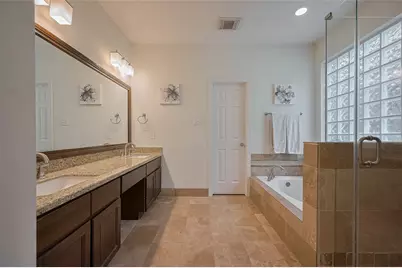 7 Peaceful Canyon Court, The Woodlands, TX 77381 - Photo 38