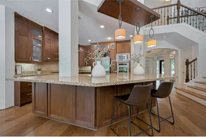 7 Peaceful Canyon Court, The Woodlands, TX 77381 - Photo 14