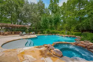 7 Peaceful Canyon Ct, The Woodlands, TX 77381 - Photo 1