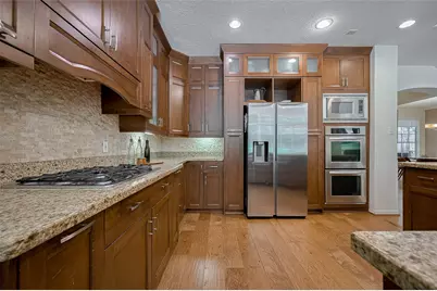 7 Peaceful Canyon Court, The Woodlands, TX 77381 - Photo 16