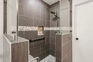 12218 Burgoyne Dr, Houston, TX 77077 - Photo 16