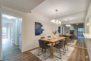 11711 Memorial Dr, Houston, TX 77024 - Photo 10