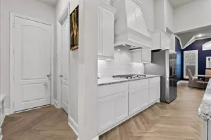 1704 Garden Point Ln, League City, TX 77573 - Photo 10