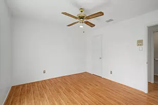 13090 Clarewood Dr, Houston, TX 77072 - Photo 12